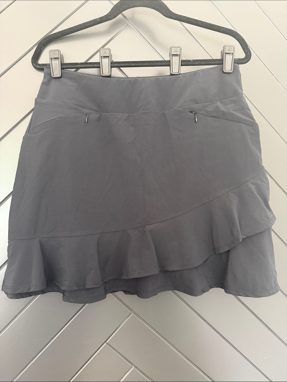 TAIL Black Ruffled Women’s Golf Skirt